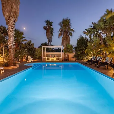Villa Seaside Modern For 8 Gallipoli