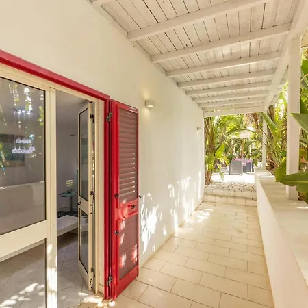 Seaside Modern For 8 Villa